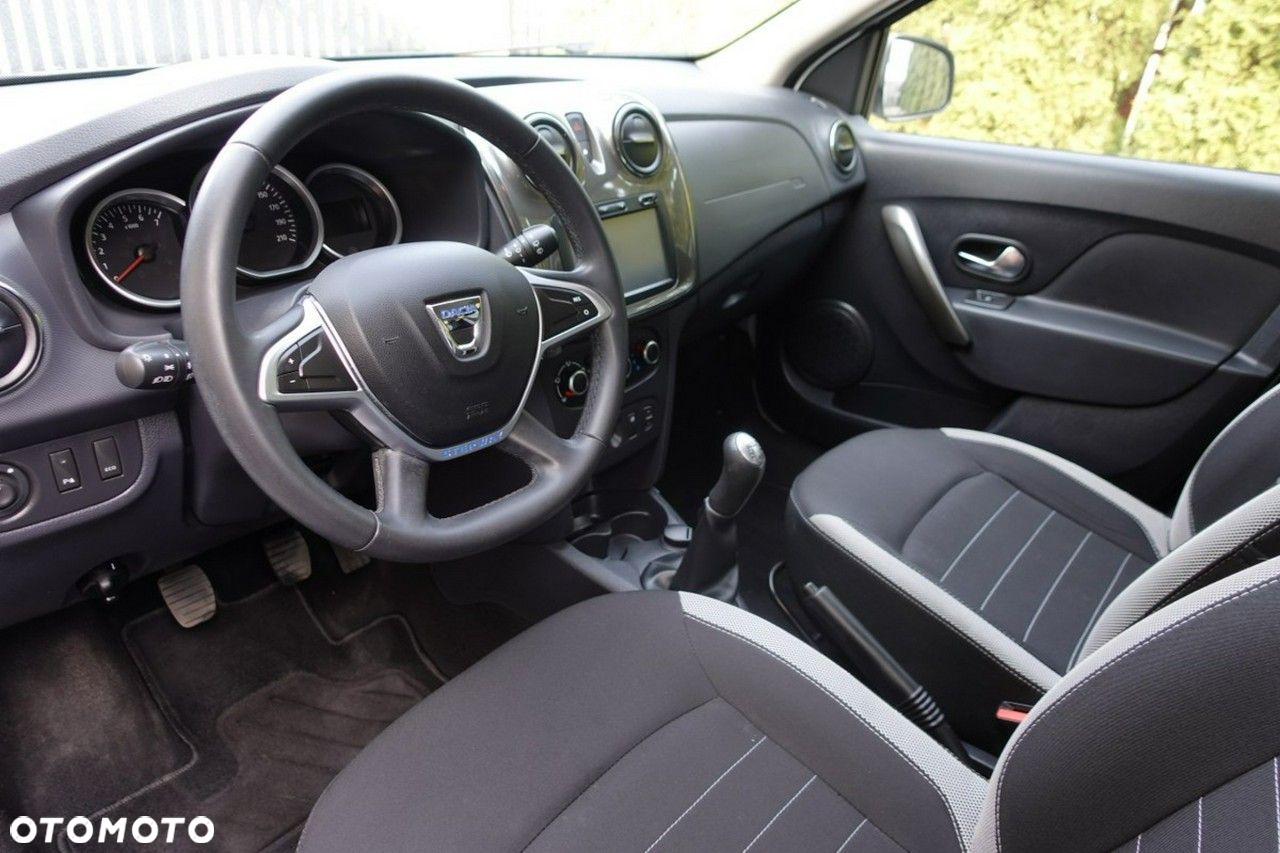 Dacia Sandero Stepway - 12