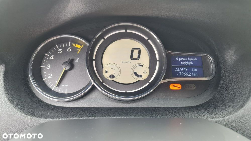 Renault Megane 1.6 16V Dynamique - 17