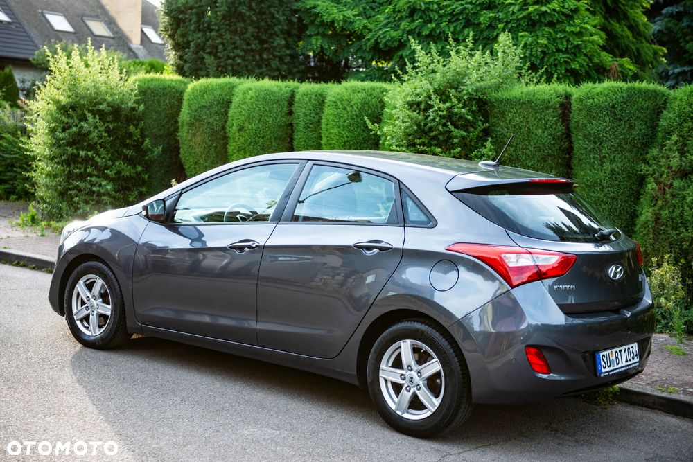 Hyundai i30 1.4 Comfort - 12