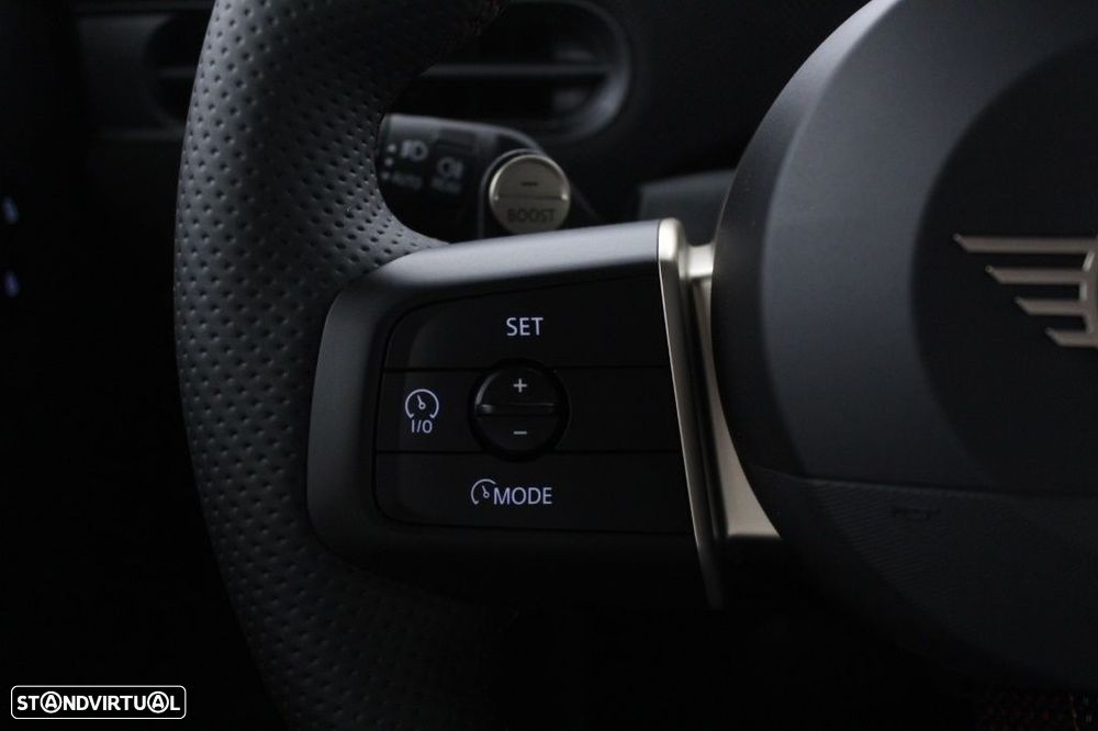 MINI 5 Portas Cooper Premium JCW Auto - 23