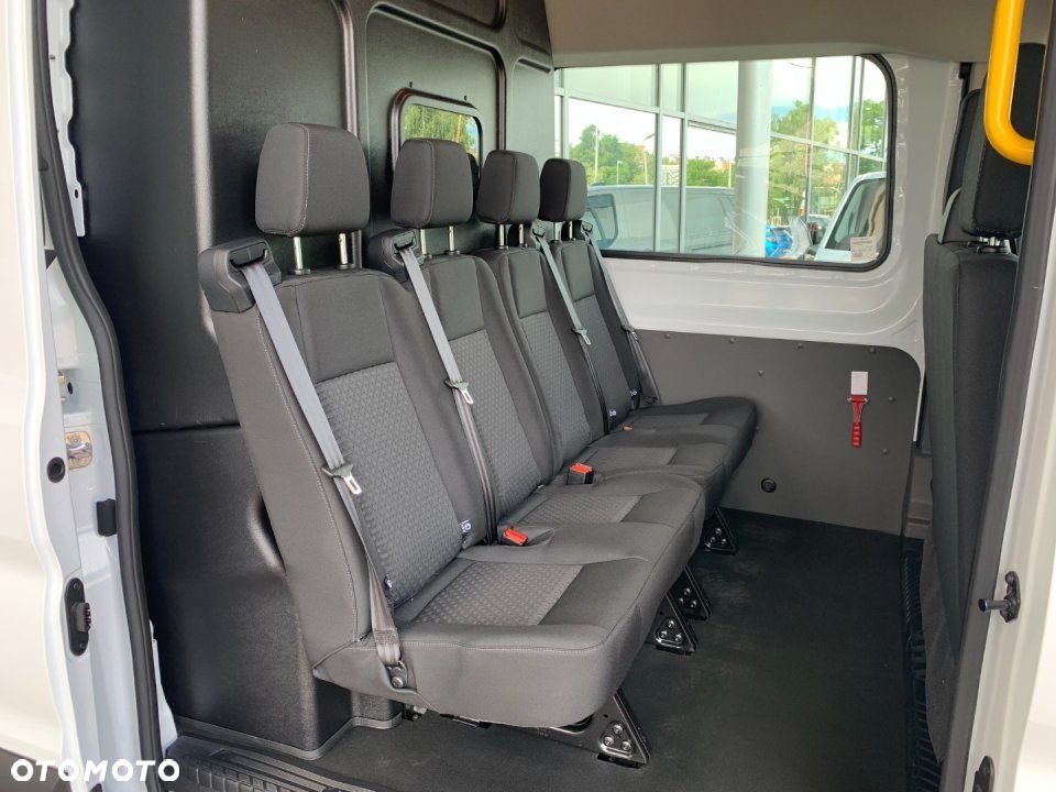 Ford Transit - 13