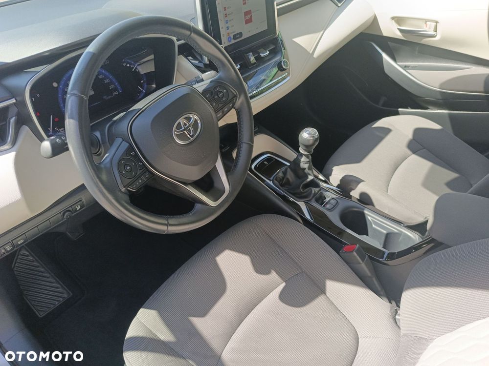 Toyota Corolla - 9