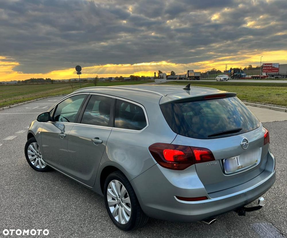 Opel Astra 1.4 Turbo Edition Sport - 21