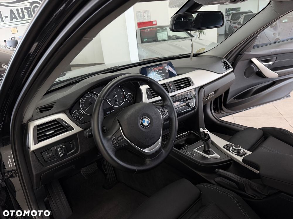 BMW Seria 3 320d Edition M Sport Shadow - 20