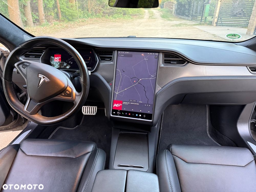 Tesla Model S Performance - 13