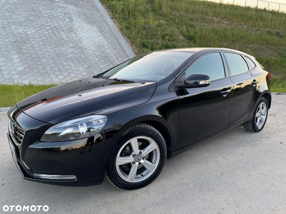 Volvo V40 D2 Momentum - 3