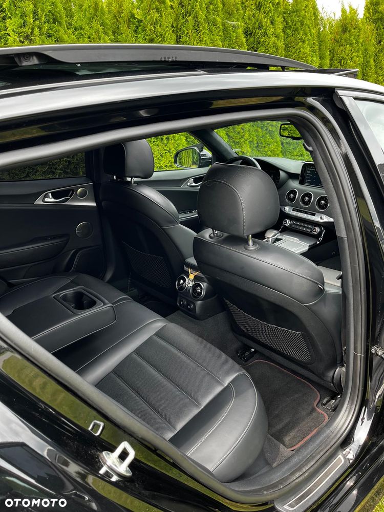 Kia Stinger 3.3 T-GDI V6 GT AWD - 27