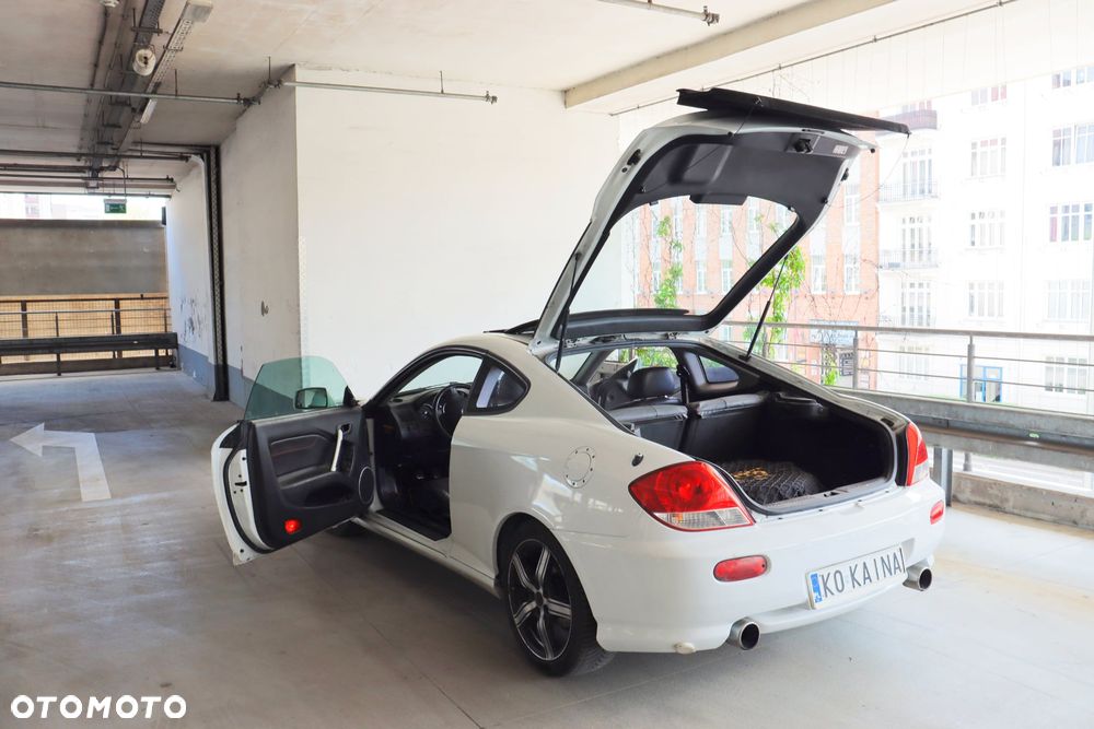 Hyundai Coupe - 9