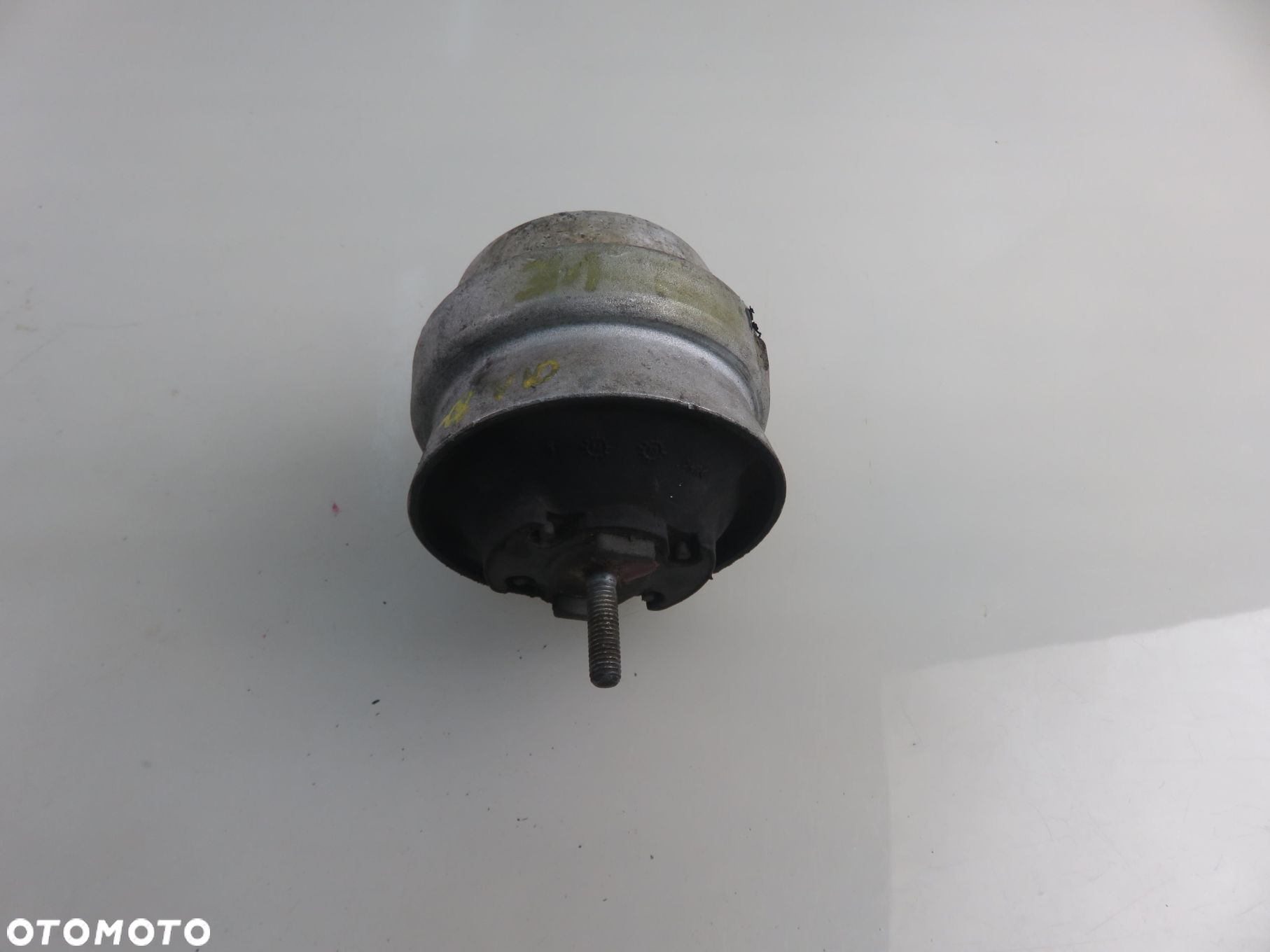 PODUSZKA SILNIKA AUDI A4 B6 2.0 20V 130 - ALT - 1