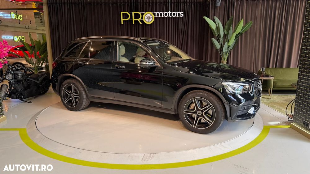 Mercedes-Benz GLC 200 4MATIC 9G-TRONIC AMG Line - 3