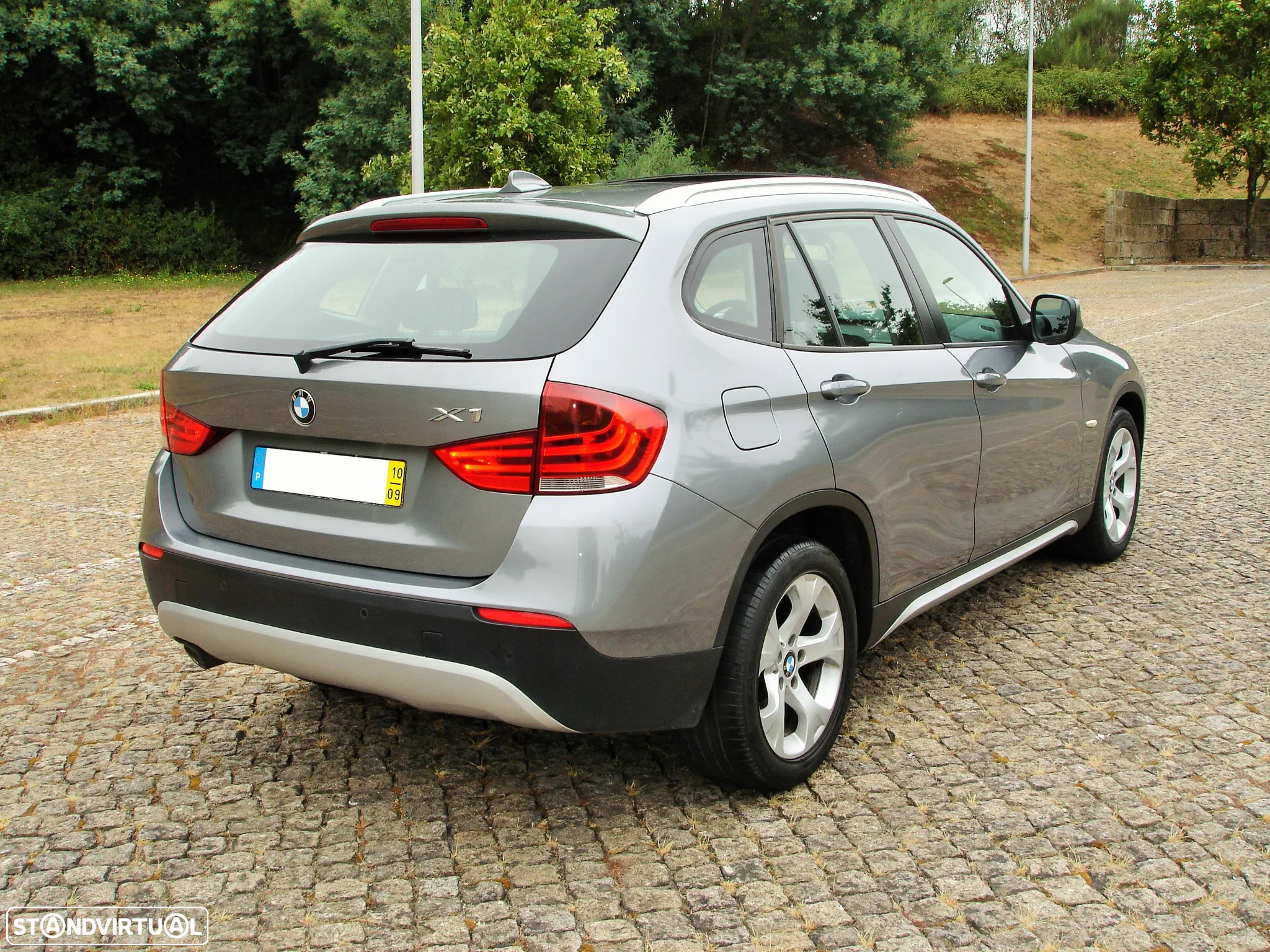 BMW X1 18 d sDrive Auto - 2