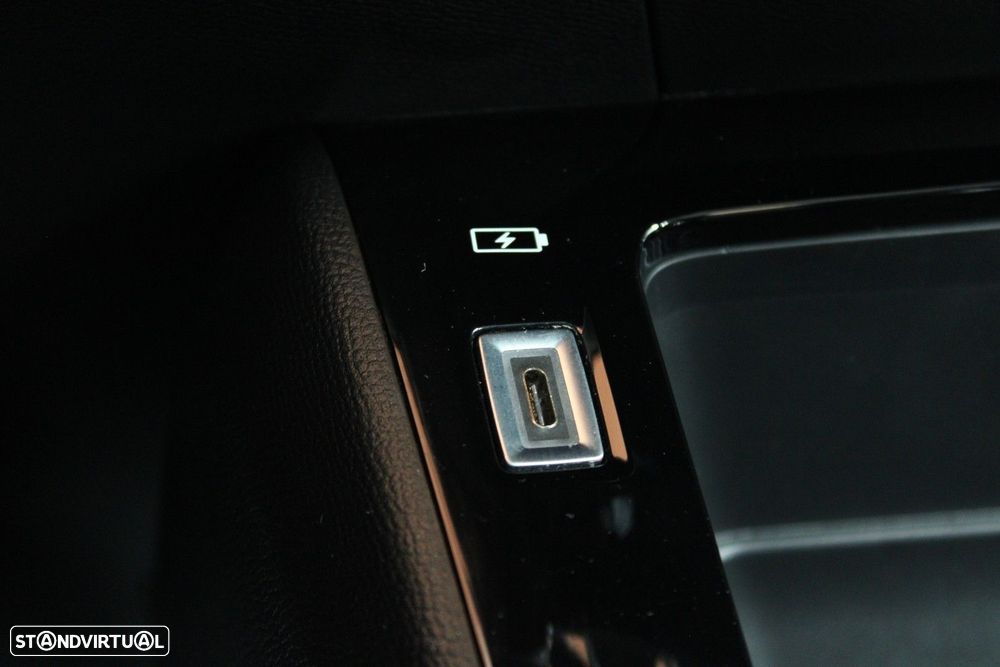 Peugeot e-208 50 kWh Allure - 30