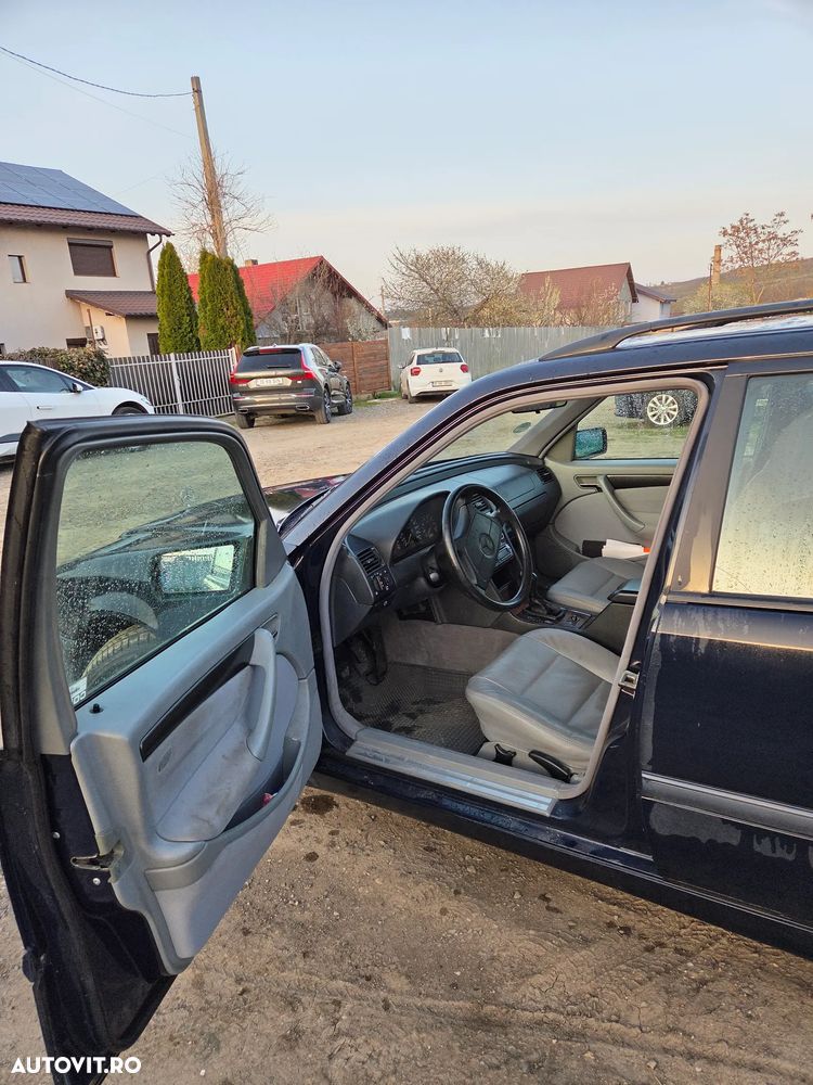 Mercedes-Benz C - 11