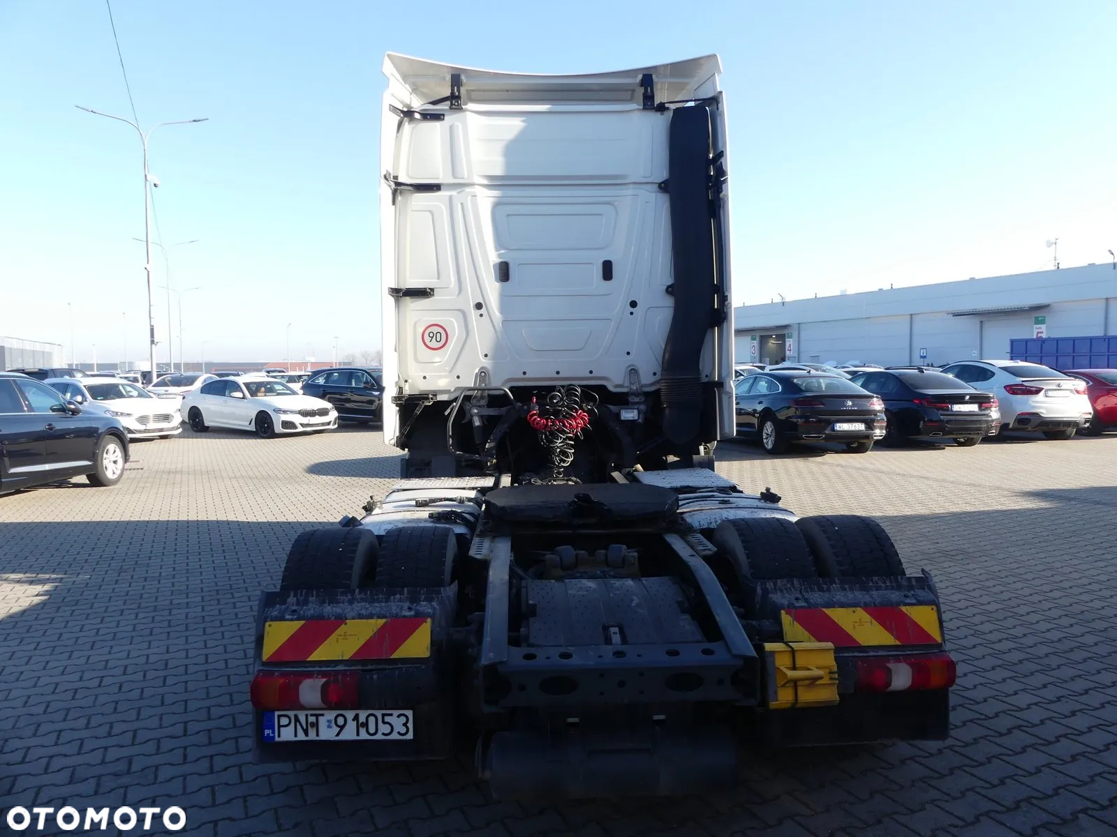 Mercedes-Benz Actros - 10