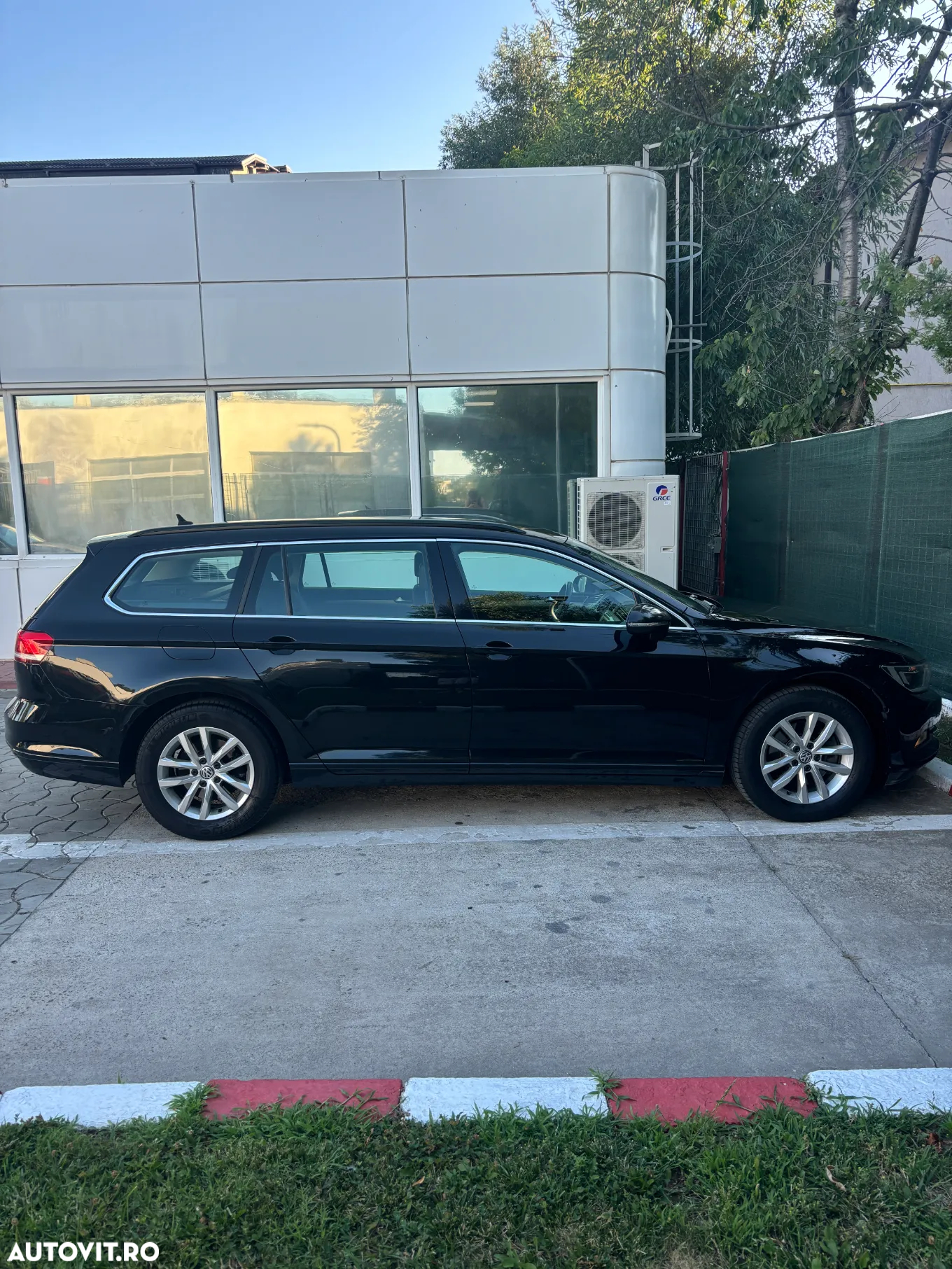 Volkswagen Passat 2.0 TDI DSG Comfortline - 7