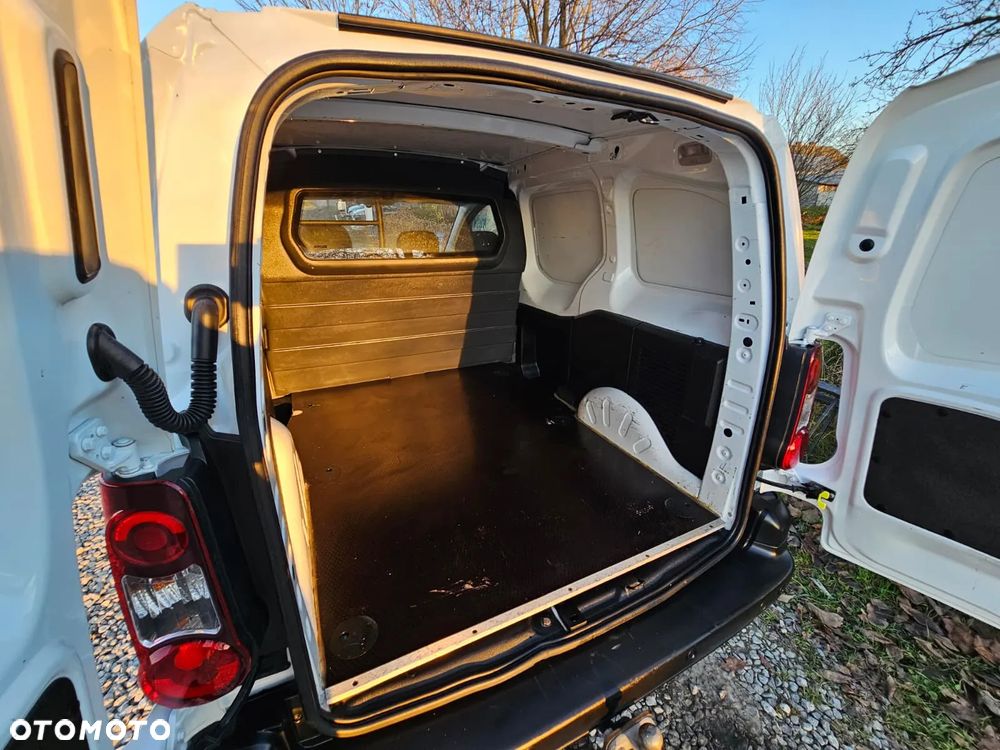 Peugeot Partner - 23