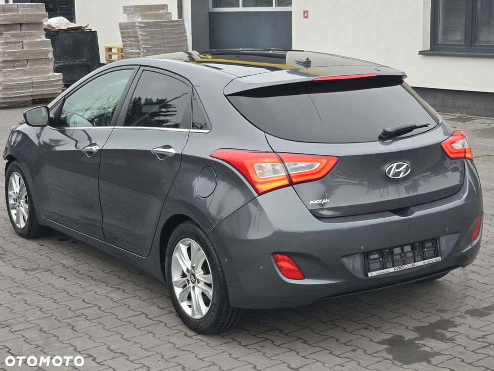 Hyundai i30 1.6 CRDI DCT Premium - 6