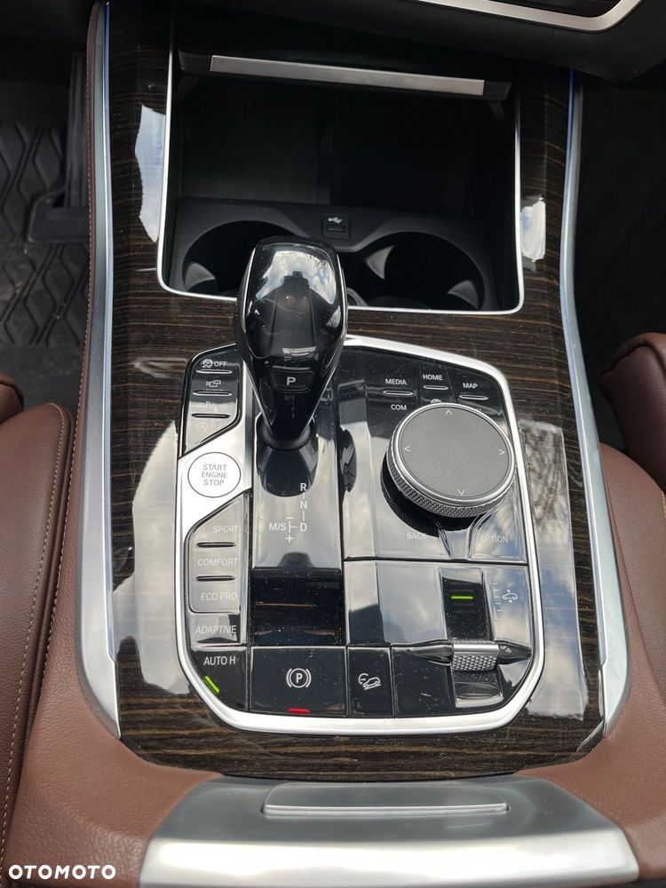 BMW X5 xDrive40i - 10