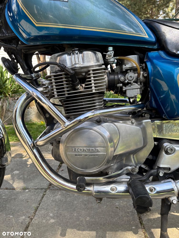Honda CM - 8