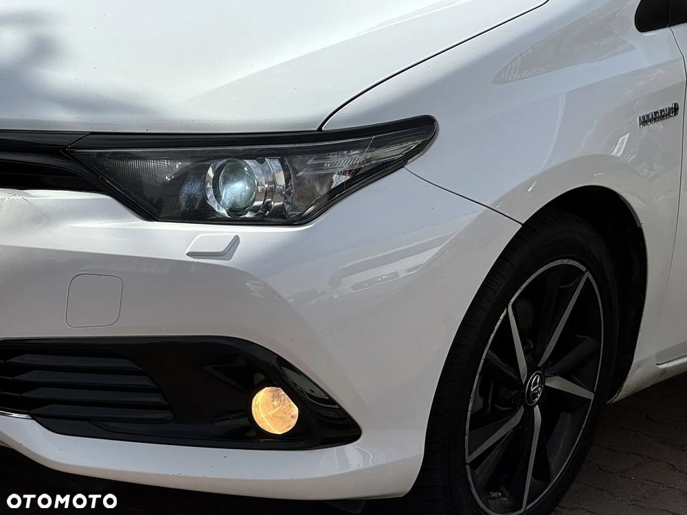 Toyota Auris 1.8 VVT-i Hybrid Automatik Touring Sports Edition S+ - 25