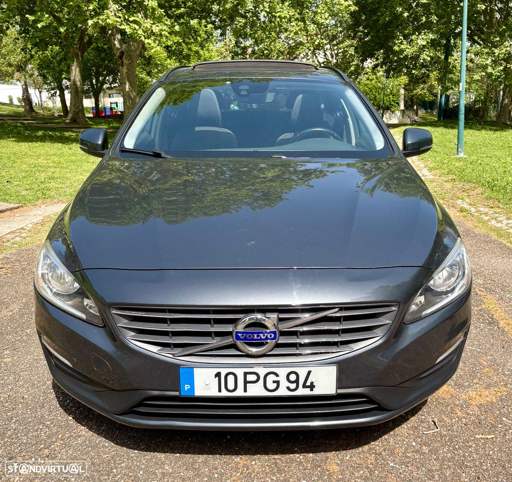 Volvo V60 2.0 D4 Momentum Geartronic - 2