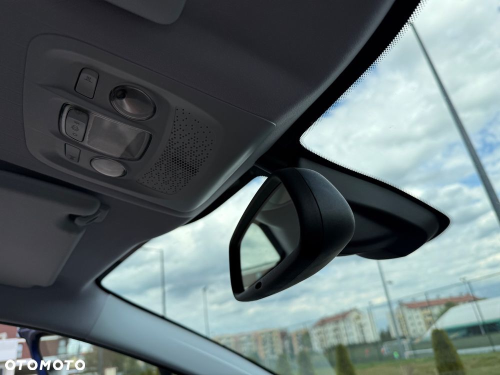 Peugeot 2008 120 VTI Automatik Allure - 24