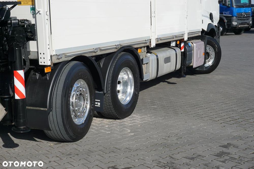 Renault T 380 / 6 X 2 / SKRZYNIOWY + HDS / HIAB 302 E-5 / PILOT / OŚ SKRĘTNA - 19