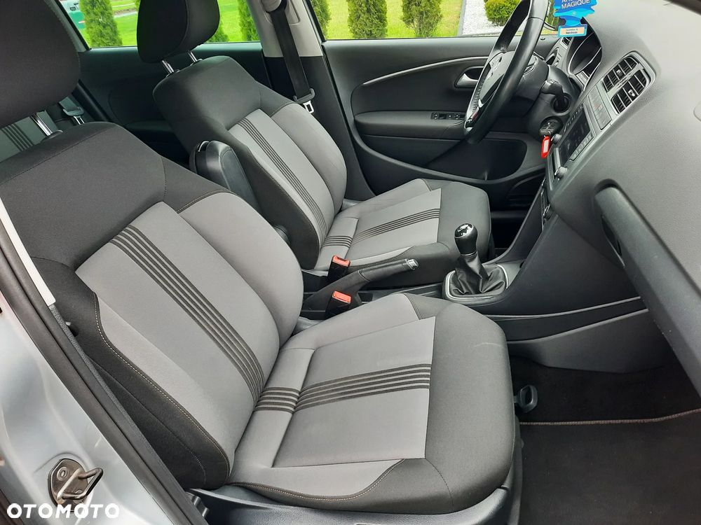Volkswagen Polo 1.2 TSI Blue Motion Technology Allstar - 5