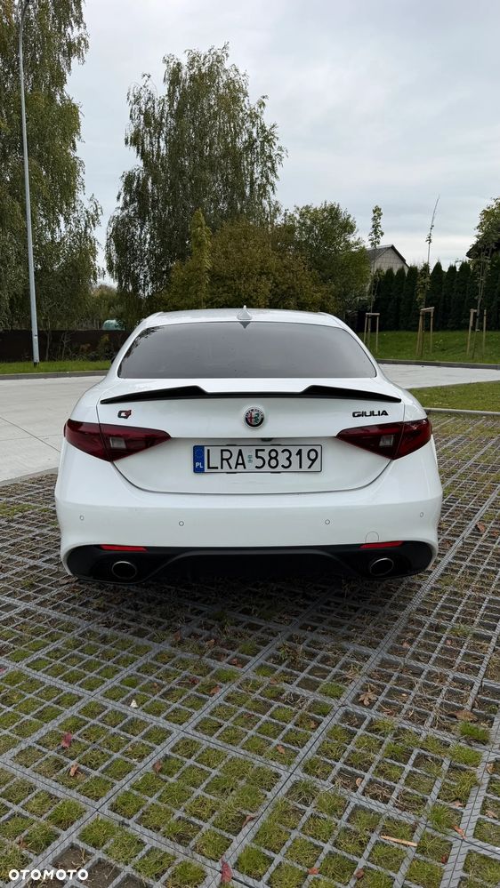 Alfa Romeo Giulia 2020 photo 5