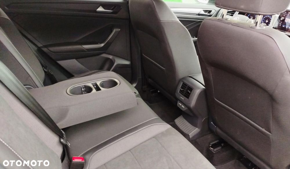 Volkswagen T-Roc 1.5 TSI Style DSG - 8