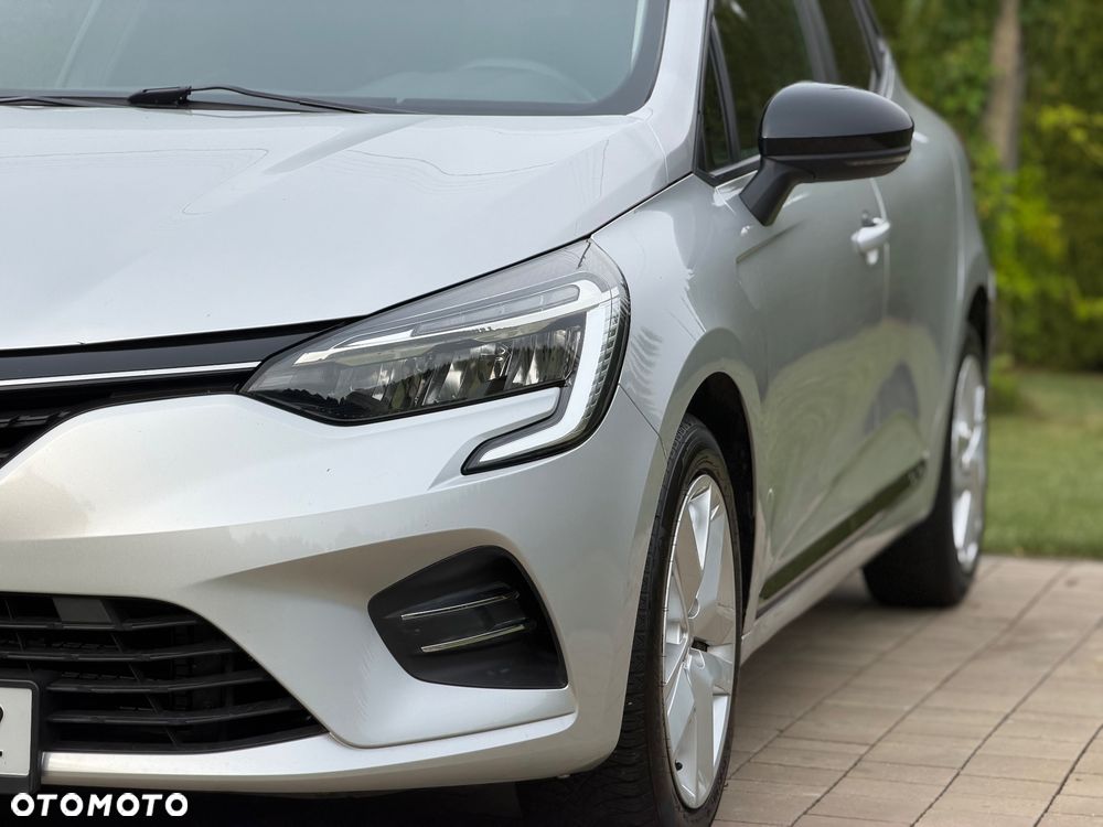 Renault Clio TCe 90 INTENS - 17