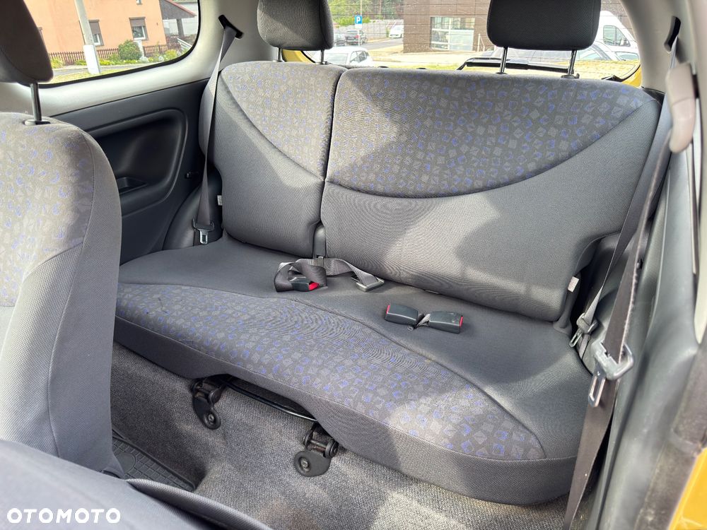 Toyota Yaris 1.0 Luna - 18