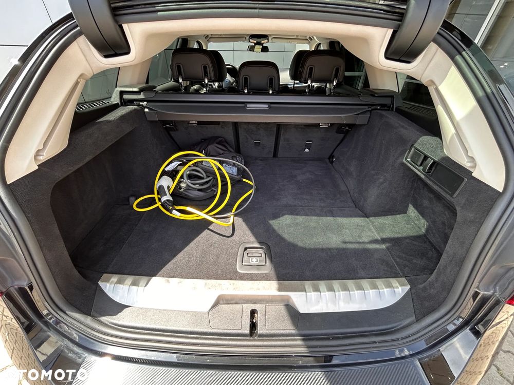 BMW Seria 3 320e xDrive Advantage sport - 13