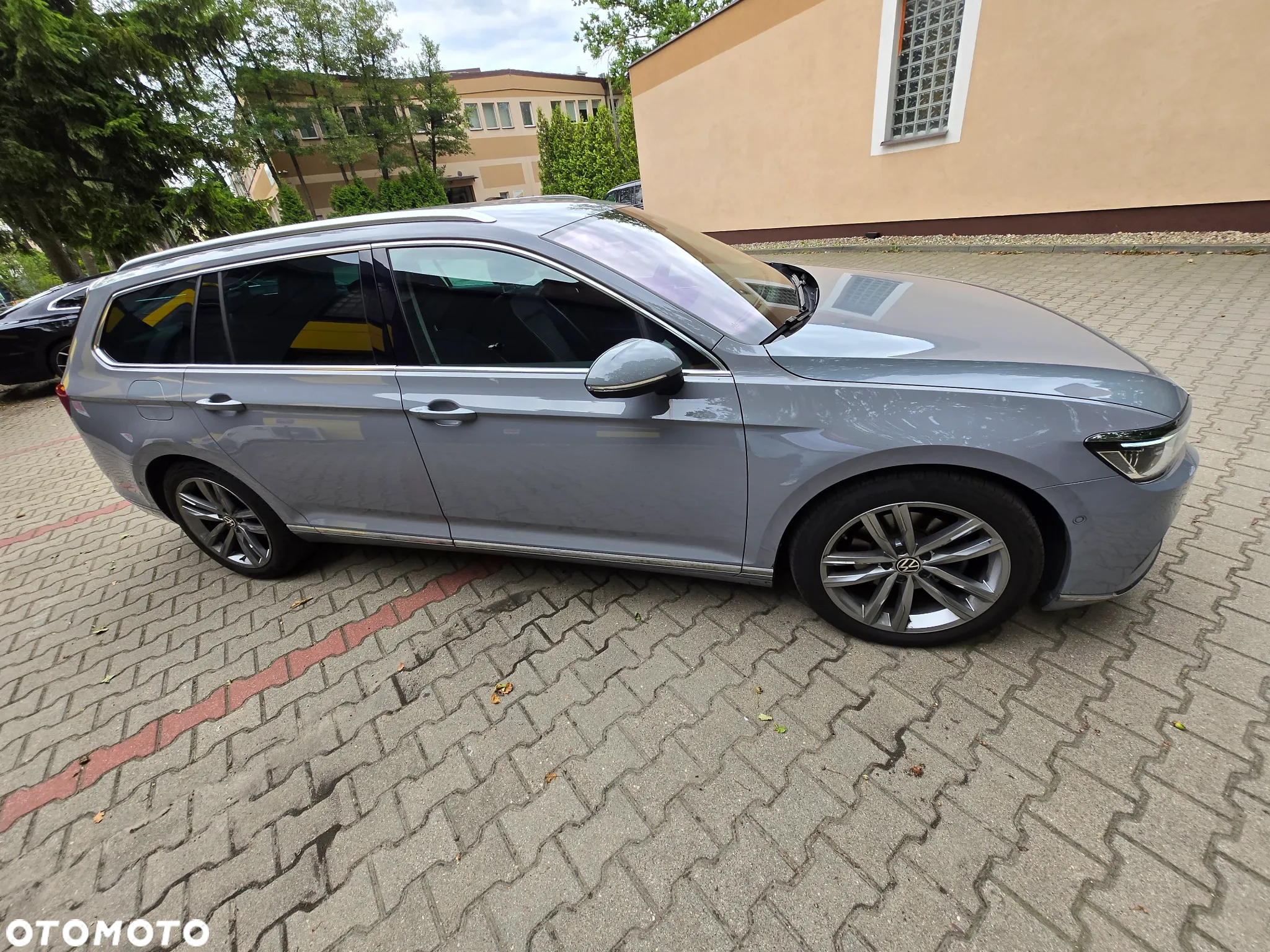 Volkswagen Passat 2.0 TDI 4Mot Elegance DSG - 26