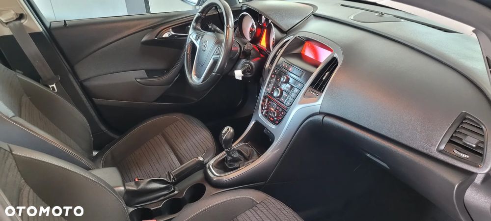 Opel Astra - 14