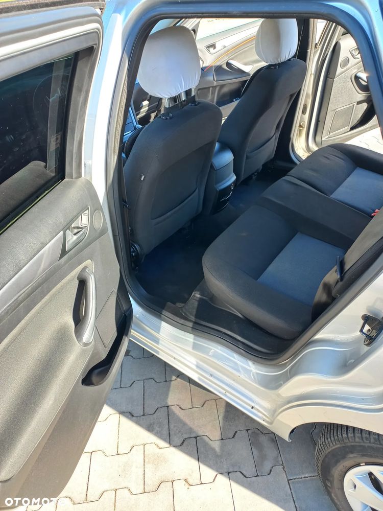 Ford Mondeo 1.6 Ambiente - 9