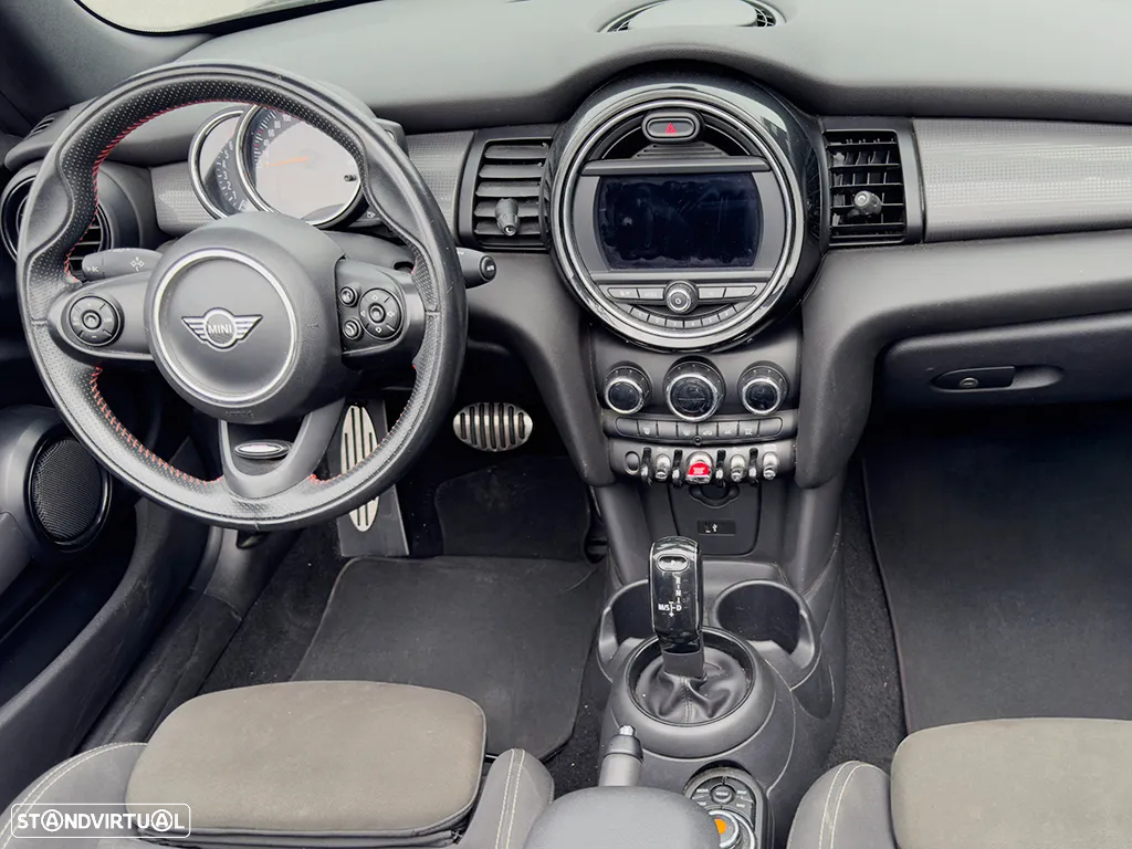 MINI Cabrio Cooper Auto - 9