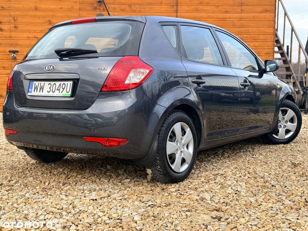 Kia Ceed 1.6 Crdi Comfort - 18