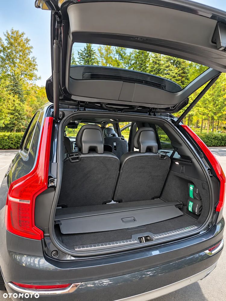 Volvo XC 90 - 23