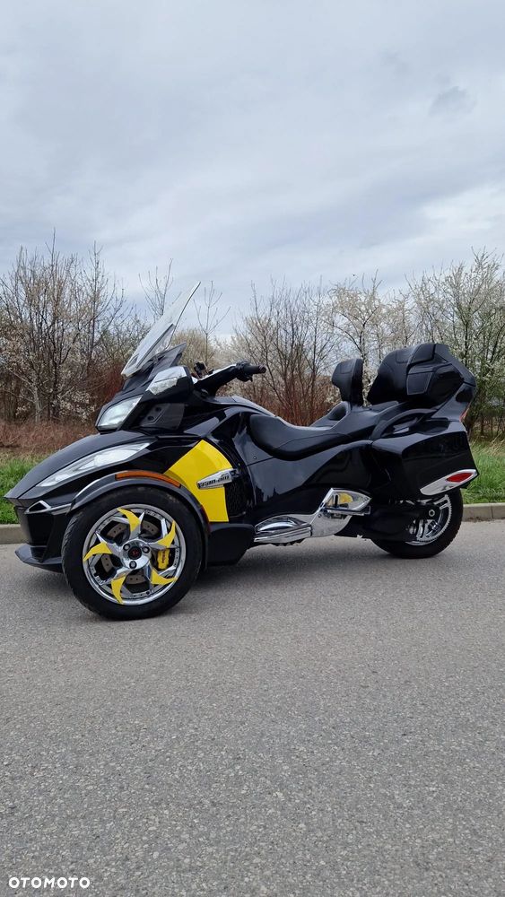Can-Am Spyder - 4