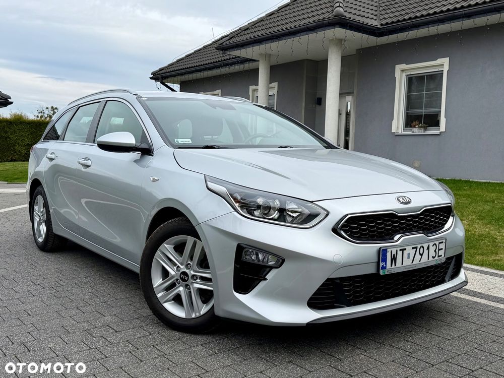 Kia Ceed 1.6 CRDi SCR M - 4