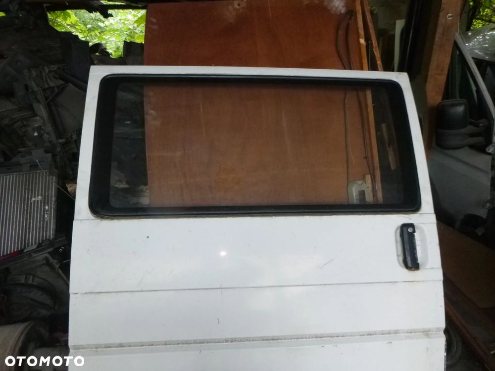 DRZWI PRZESUWNE VW T4 SZYBA DRZWI PRZESUWNYCH - 1