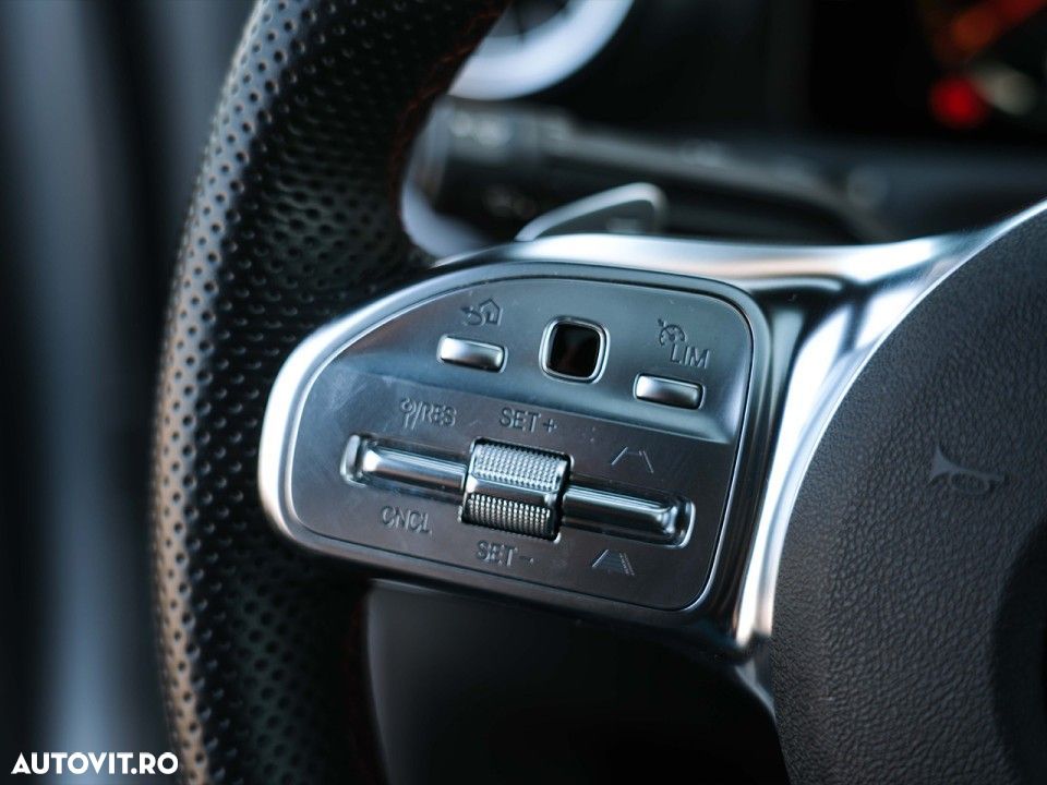 Mercedes-Benz CLA - 16