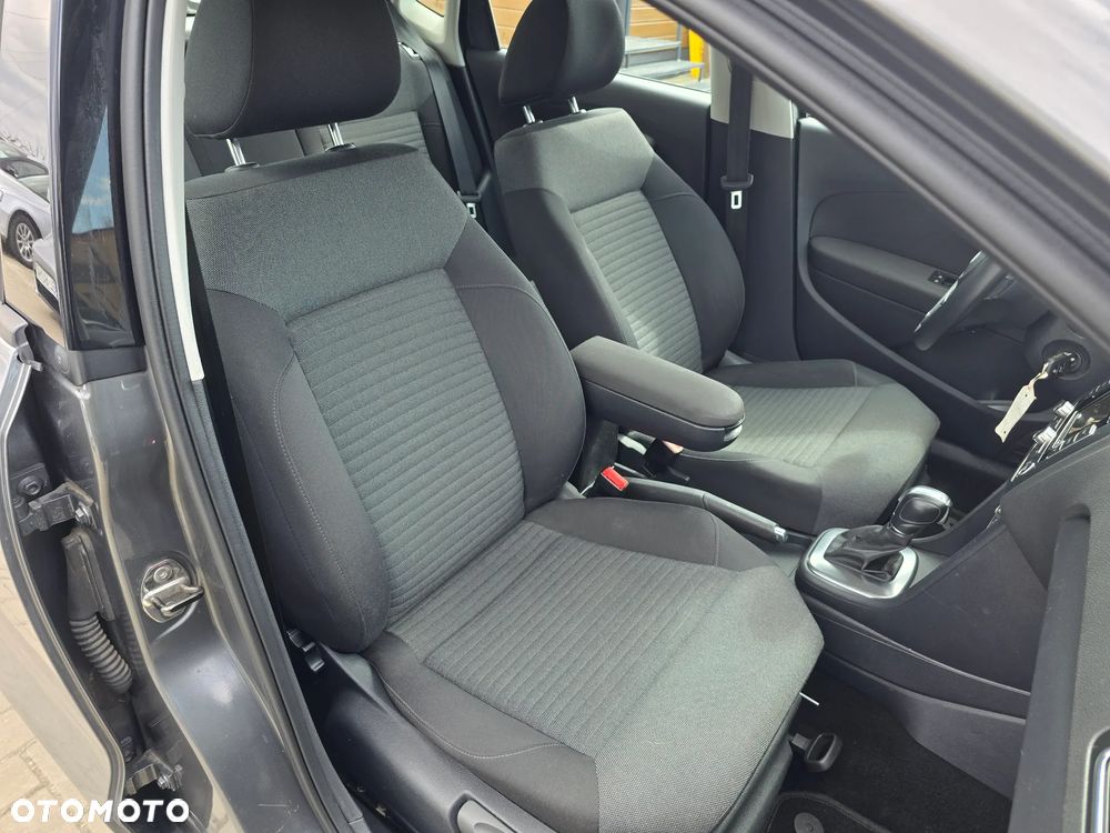 Volkswagen Polo - 15