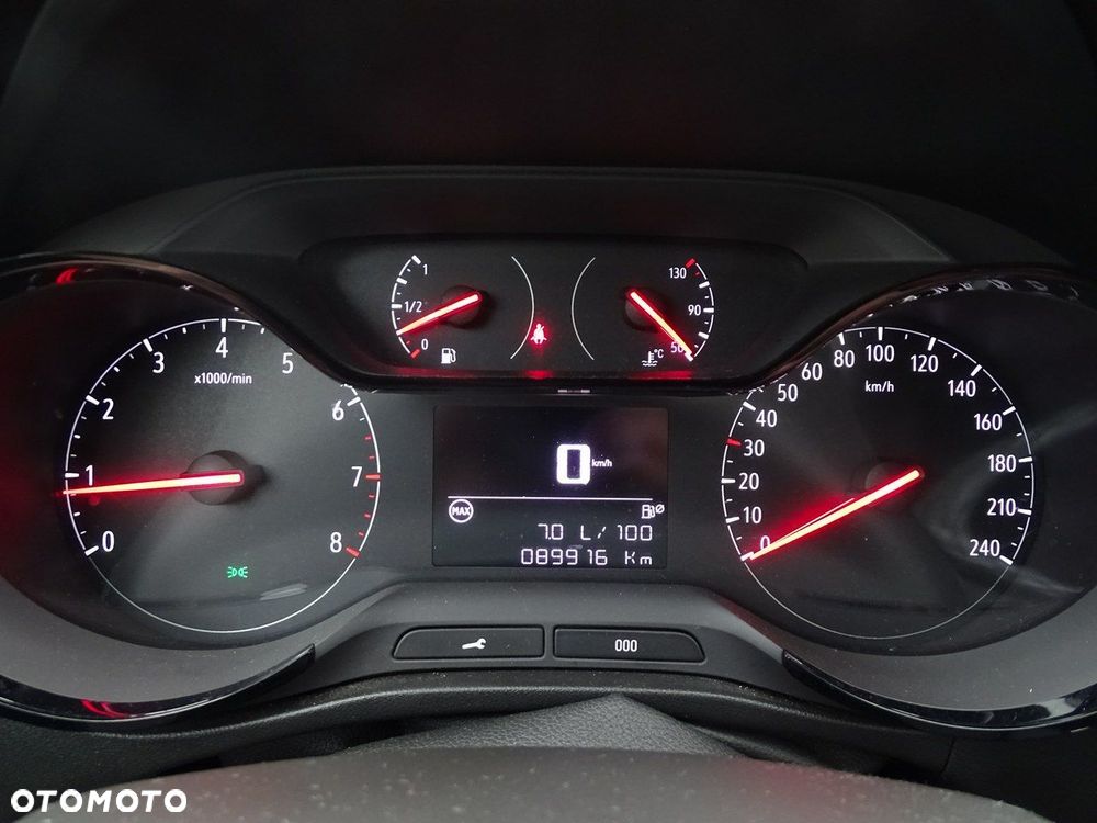 Opel Crossland X - 17