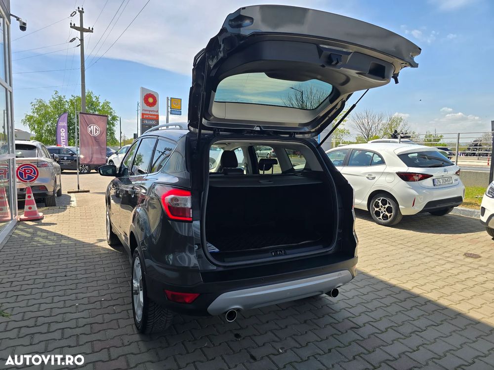 Ford Kuga - 14
