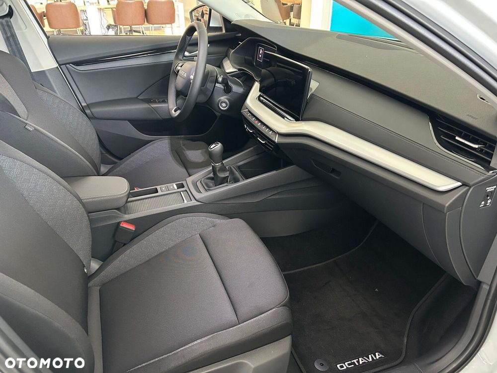 Skoda Octavia 1.5 TSI Drive Essence - 11