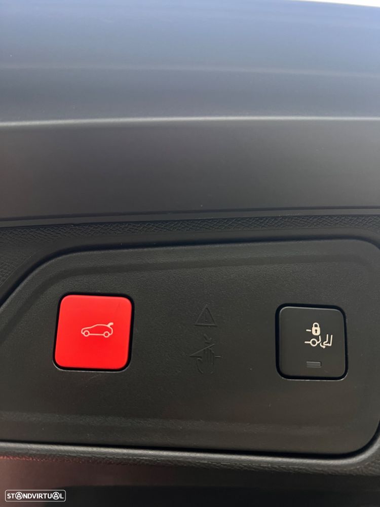 Peugeot 3008 BlueHDi 130 Stop & Start EAT8 Allure - 13