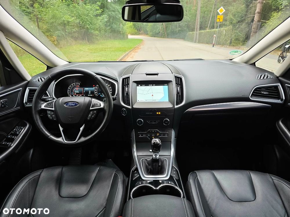 Ford S-Max - 5