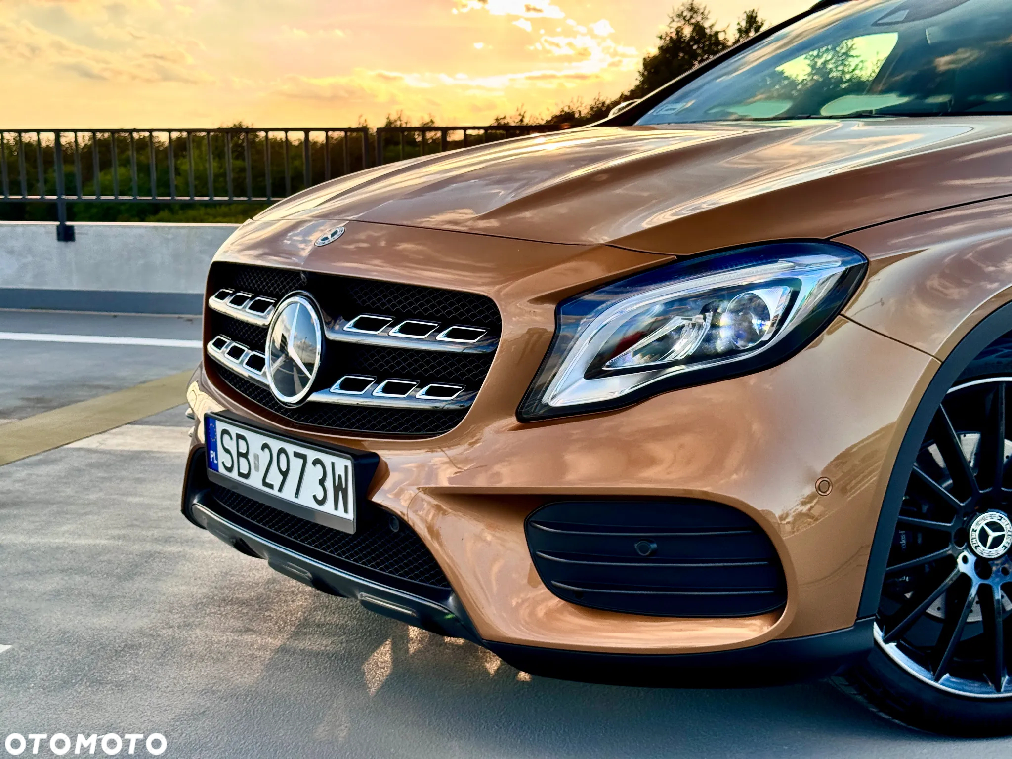 Mercedes-Benz GLA 220 4-Matic AMG Line - 21